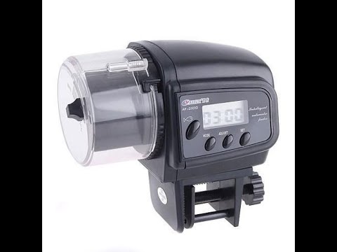Автоматическая кормушка для рыб Resun с LCD-монитором AF 2009D, в работе