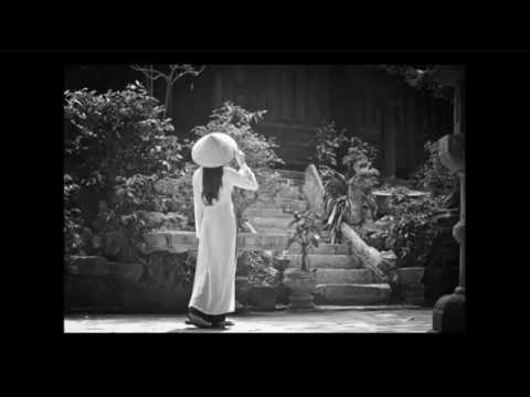 Em về nhẹ bước áo bay - Tâm Thư