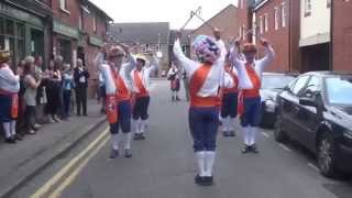 preview picture of video 'Bedford Morris Men 2014'