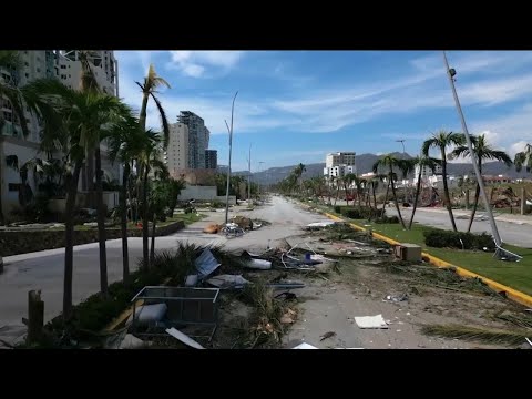 Devastation followed by desperation in Acapulco after Hurricane Otis rips through