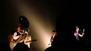 St. Vincent and David Byrne - The Forest Awakes - Live at MCfarlin Auditorium allas Texas 2012