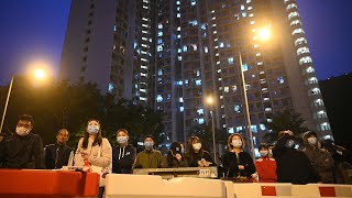 video: 'Wuhan, you can do it!' - coronavirus residents stay positive while on lockdown