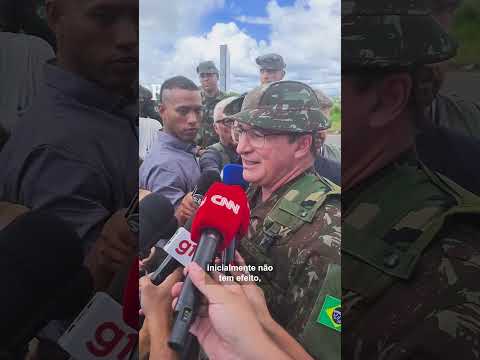 'Não pode entrar'; general brasileiro cobra patrulha de rotas paralelas na fronteira com a Venezuela