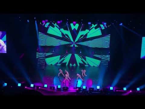 170326 SHINee World V in LA - View