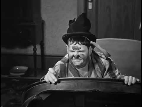 Laurel and Hardy 1932 "Helpmates" | Hardy blows up the kitchen |