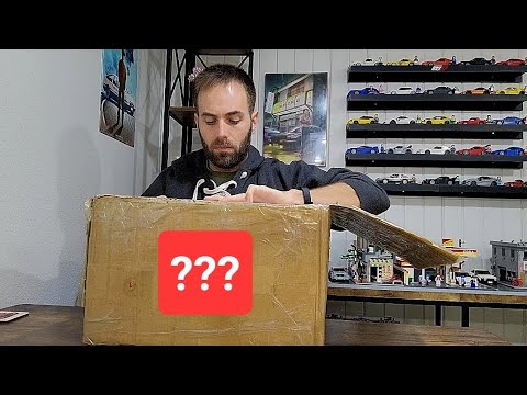 Unboxing NEW mystery Initial D sets from CaDa!!