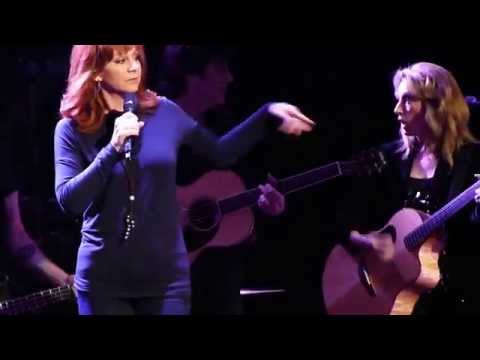 Reba McEntire - I'm A Survivor