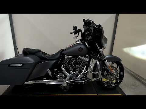 2016 Harley-Davidson Street Glide Special Grand American Touring FLHXS