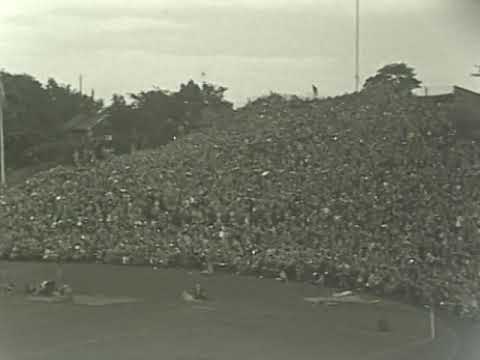 IFK Norrköping – Malmö FF(1948)  Seriefinal mellan IFK Norrköping och Malmö FF med prisutdelning på