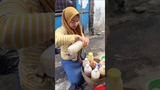 Download lagu Beautiful girl selling herbal medicine around the world mp3
