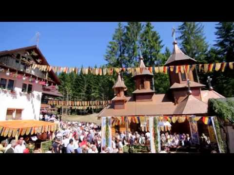 M-rea Sf. Glicherie - Hram 2012 - Robii Domnului.MOV