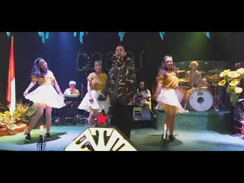 DJATU PARMAWATI Feat JCL DANCER'S - TANGIS KERINDUAN /Cipt.Gombloh