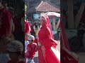 LUUCUU Arak Arakan Pengantin Shorts Karnaval