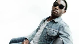 Tinie Tempah - Chip Diss (Live) | Link Up TV Trax