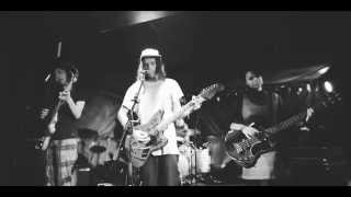 Flyying Colours – Running Late [Live at Klub 007 Strahov, Prague, 22.05.2015]