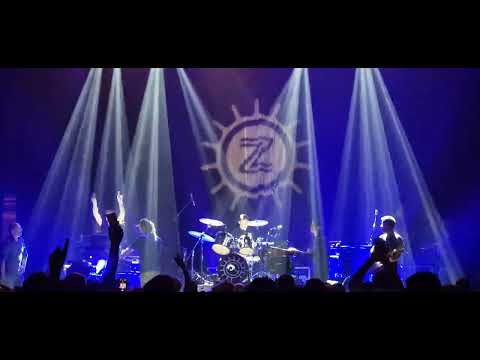 High Tone & Zenzile - Dub Migration (1/7) Live Elysee Montmartre Paris 20220601 204836 HD