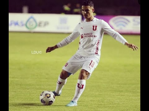 Alexander Alvarado - Winger LDU