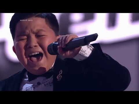 Ержан Максим - Ama credi e vai   Голос Дети-6 2019г