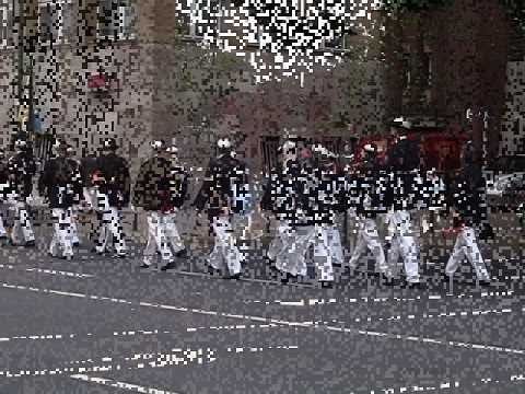 Düsseldorfer Schützenfest am 18.07.2004 - Impressionen vom großen Festumzug