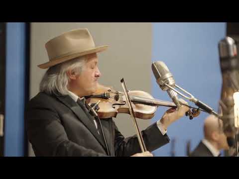 Simon Tedeschi and George Washingmachine