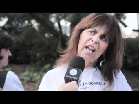 9/11: Weiße Stoffbänder gegen schwarze Gedanken