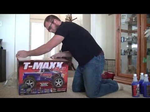 Traxxas T Maxx 3.3 Unboxing