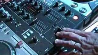 Pioneer DJM-400 DJ Mixer - What To Know & Where To Buy | Equipboard