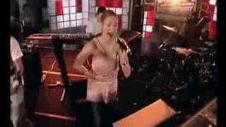 Delta Goodrem - Throw It Away (Live @ Channel V)