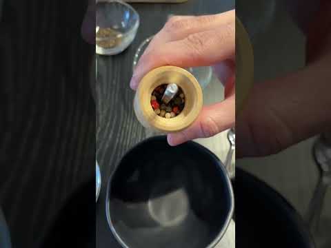 Pepper grinder - review