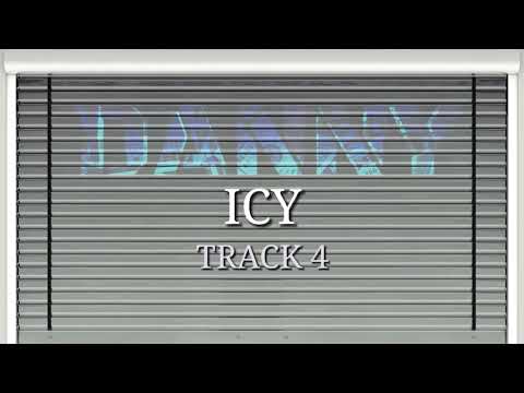 ‘ICY’ のサムネイル