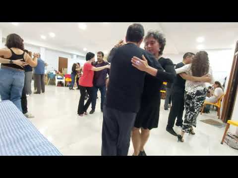 Bomboncito, La Romántica Milonguera❤️en el Mate Milonguero de Ushuaia 02/04/23🔥TDJ Jorge Fernández🧉