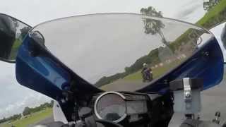 preview picture of video 'GSXR 750 - BrittsClub - Trackday Guapore'