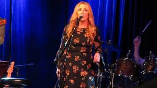 LeeAnn Womack with Randy Houser- "A Little Past Little Rock"