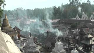 preview picture of video 'Pashupatinath Temple Kathmandu, Nepal'