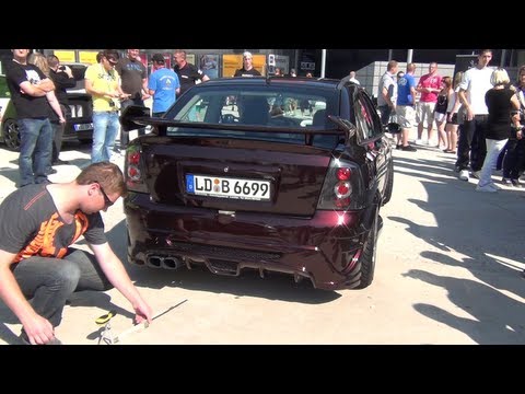 (HD) Insane Loud Opel Astra (124,4 Decibel)
