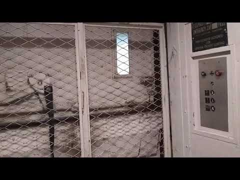 AWESOME Otis Lexan Hydraulic Freight Elevator at Plaza Frontenac, Frontenac, MO