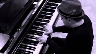 Pablo Lapidusas Abbey Road Piano  Session - Blackbird   (HD)