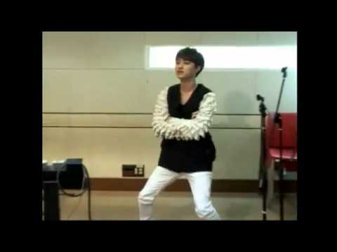 130606 ShimShimTaPa D O EXO dancing to Gentleman