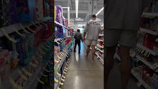 Shopping at near 7 feet tall GIANST IN NEW YORK 😱