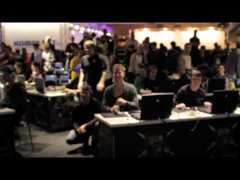 DreamHack Winter 2011 Day 2 Hype (84 min game)