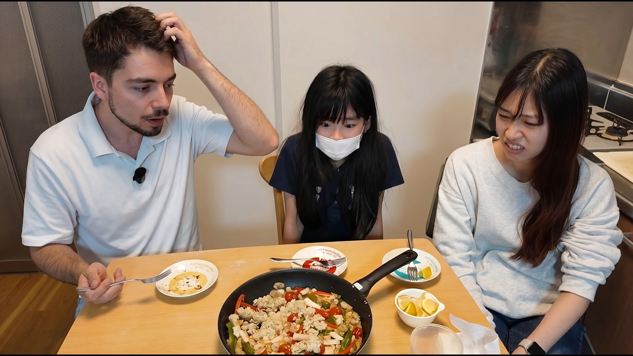 Mi NOVIA JAPONESA perdió una APUESTA y le tocó hacerme PAELLA 🥘🇯🇵