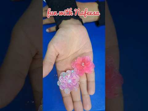 beautiful flowers with waste material #bestoutofwaste #trendingshorts #viralshorts #funwithnafeesa