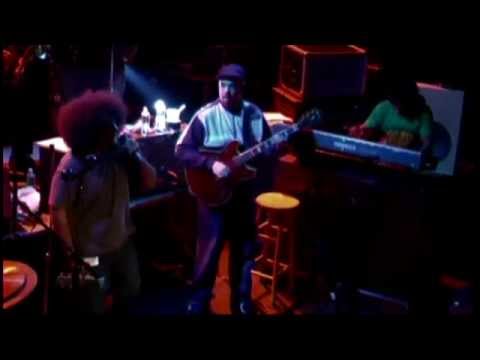 SOULIVE feat. Reggie Watts - 30 min. LIVE Set @ Bowery Ballroom - New York City 2/27/2004