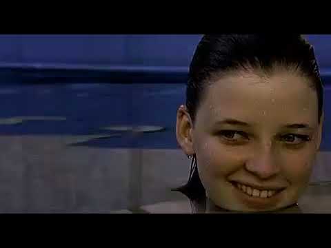 Thumbnail of the video: La Niña santa 2004 Trailer