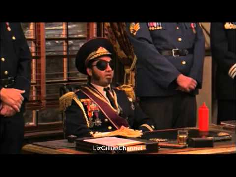 Victorious: Locked Up - Robbie kills the chancellor's octopus [Clip]