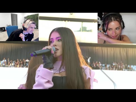 xQc reacts to Madison Beer performing at League of Legends ceremony
