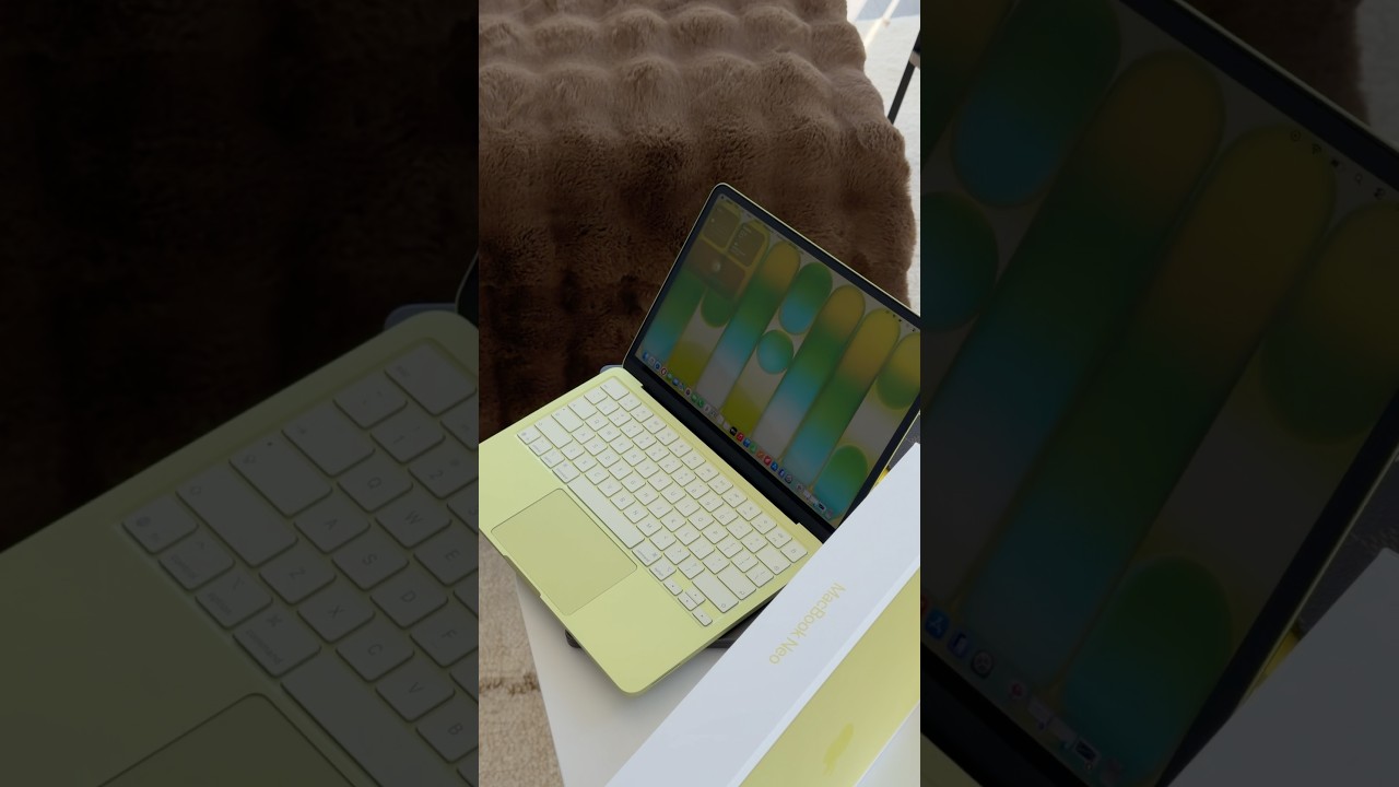 MacBook Neo Unboxing in Citrus 🍋‍🟩 💻