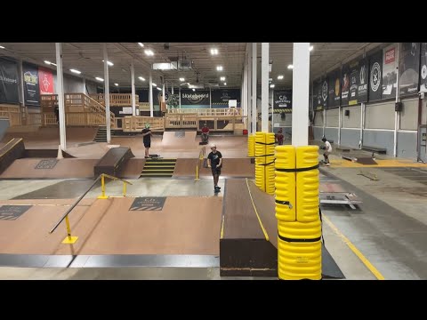 FIRST TIME AT CJS SKATEPARK!!