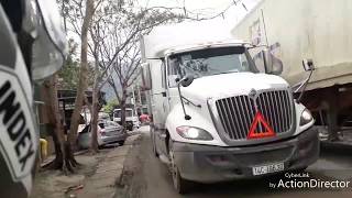 preview picture of video 'Cửa khẩu Ma lù thàng Phong Thổ, đoạn đường nhiều xe container nhất'