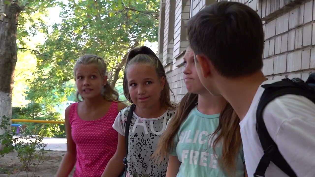 ПРОБРАЛИСЬ В ШКОЛУ!!!ОБМАНУЛИ ОХРАННИКА!!!!